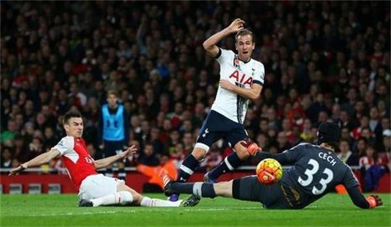 小组赛看似 小组赛看似